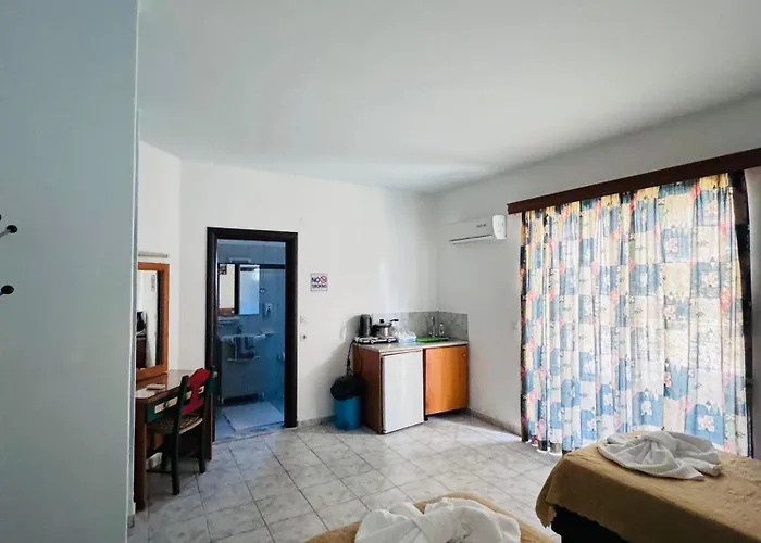 شقة فندقية Sunnysun Studios 3*