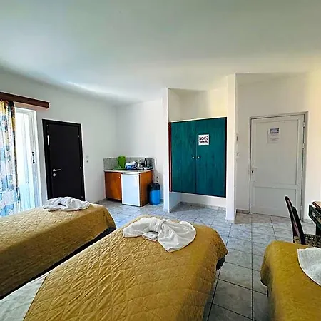 Sunnysun 3* פליראקי