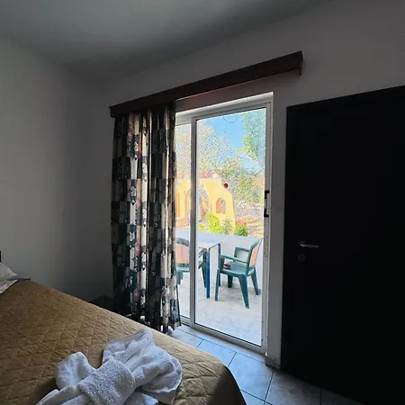 Sunnysun Lägenhetshotell Faliraki